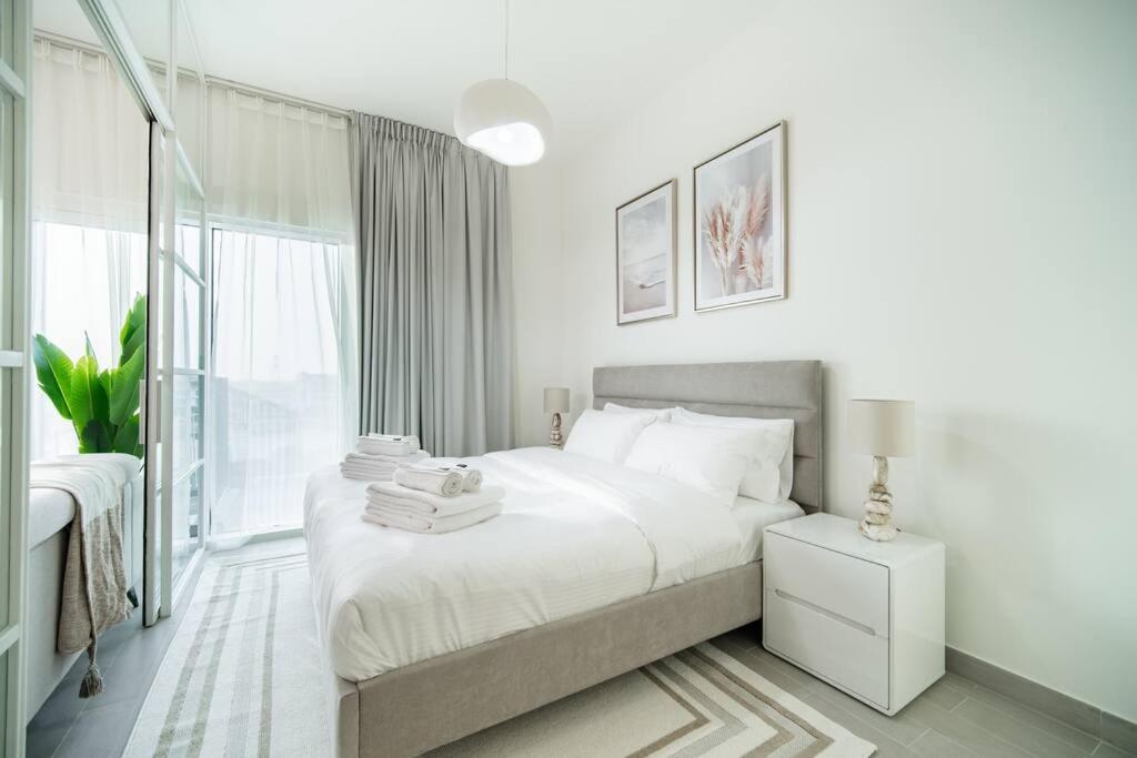 Hills, Golfville, New 1-bdr Near School & Park *