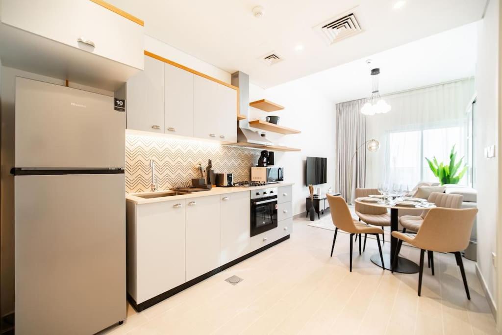 Hills, Golfville, New 1-bdr Near School & Park Dubai