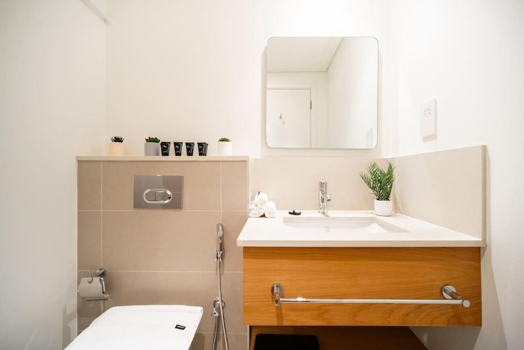 Hills, Golfville, New 1-bdr Near School & Park Dubai