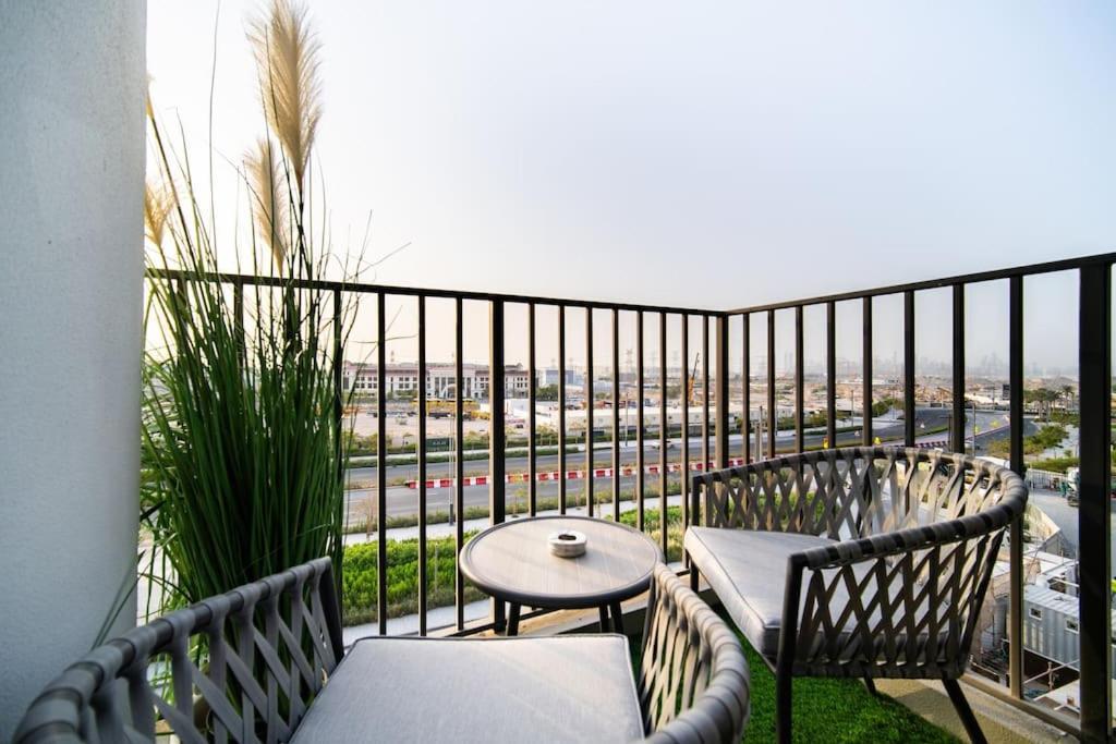 Apartment Hills, Golfville, New 1-bdr Near School & Park